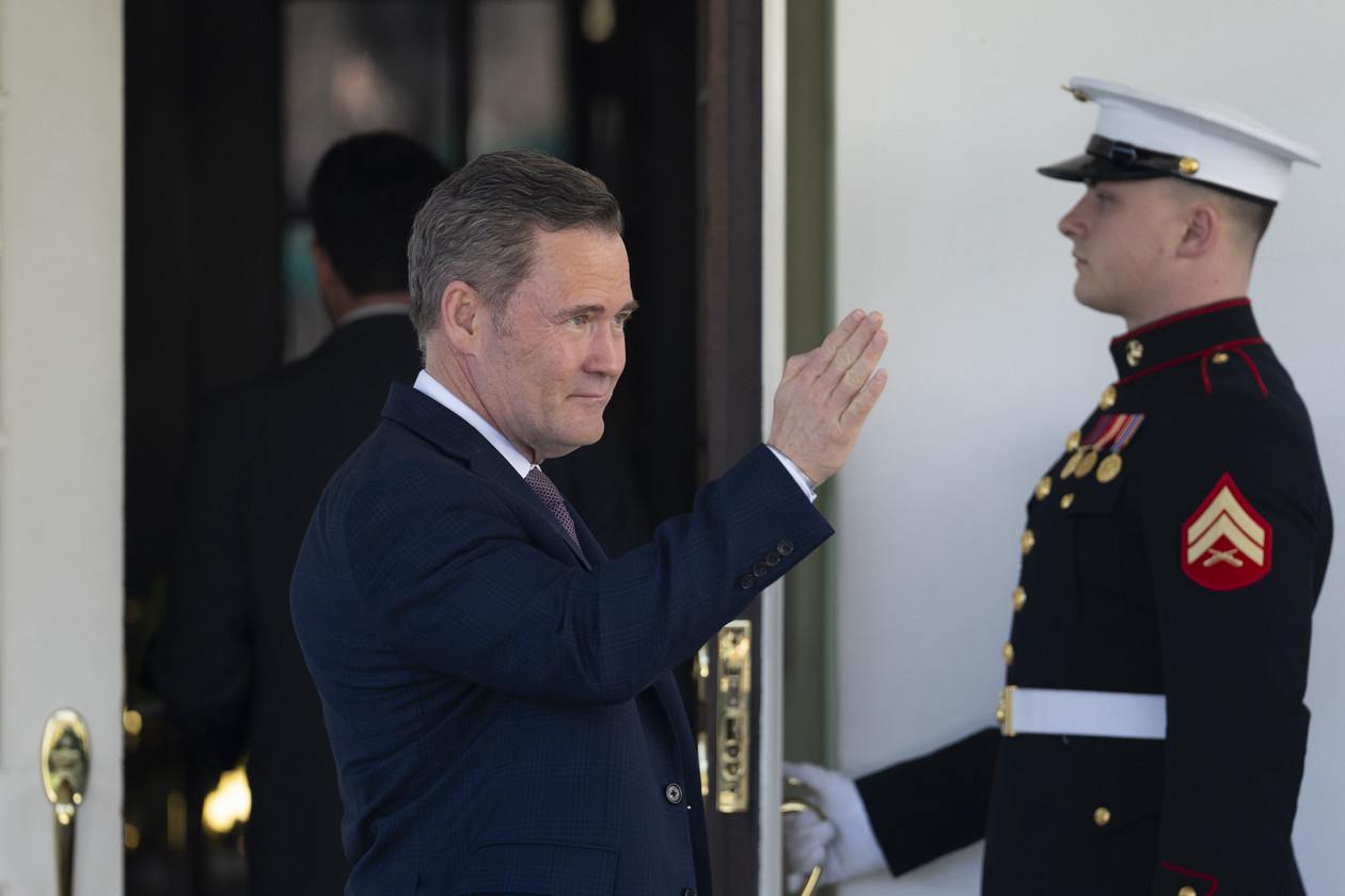 Вокруг советника президента США по национальной безопасности Майка Уолтца разгорелся скандал