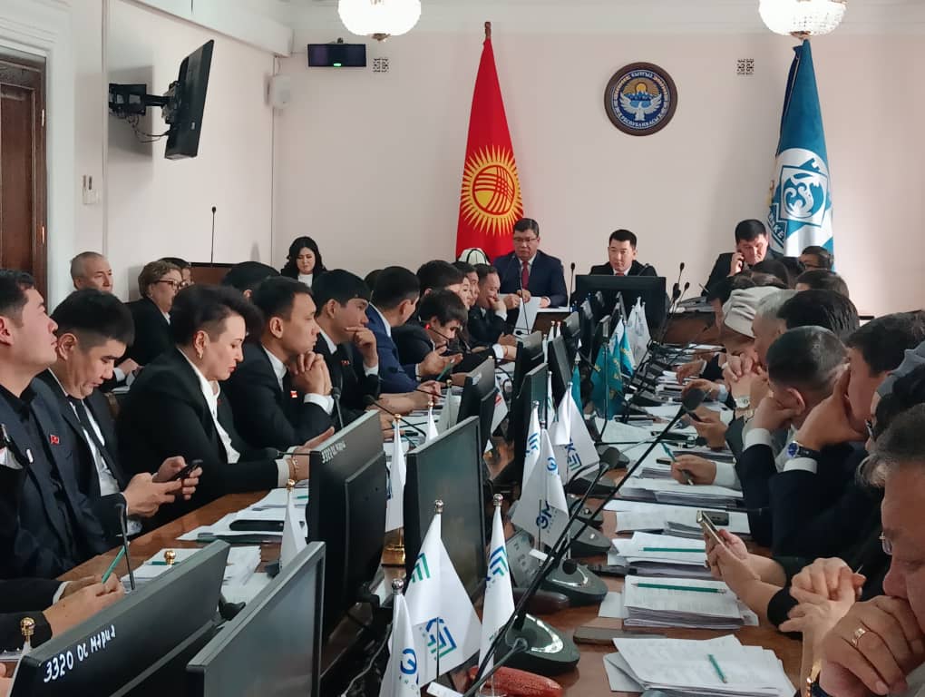 Мэр на заседании Бишкекского городского кенеша
