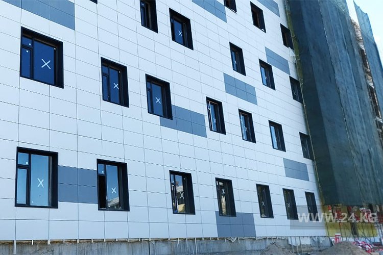Новый корпус городской детской больницы в Бишкеке