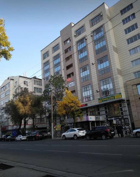 Дома, в которых находятся квартиры подозреваемых в коррупции