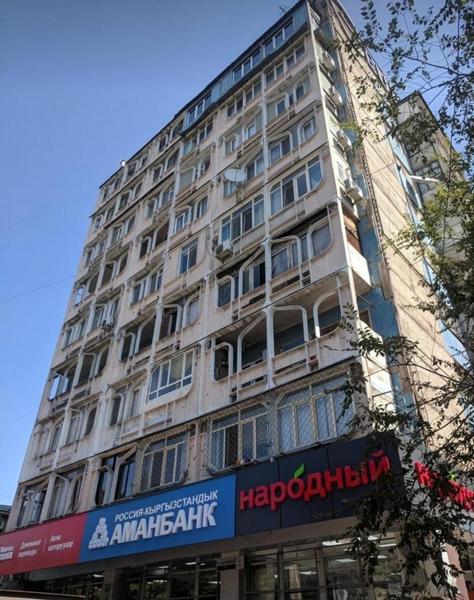 Дома, в которых находятся квартиры подозреваемых в коррупции