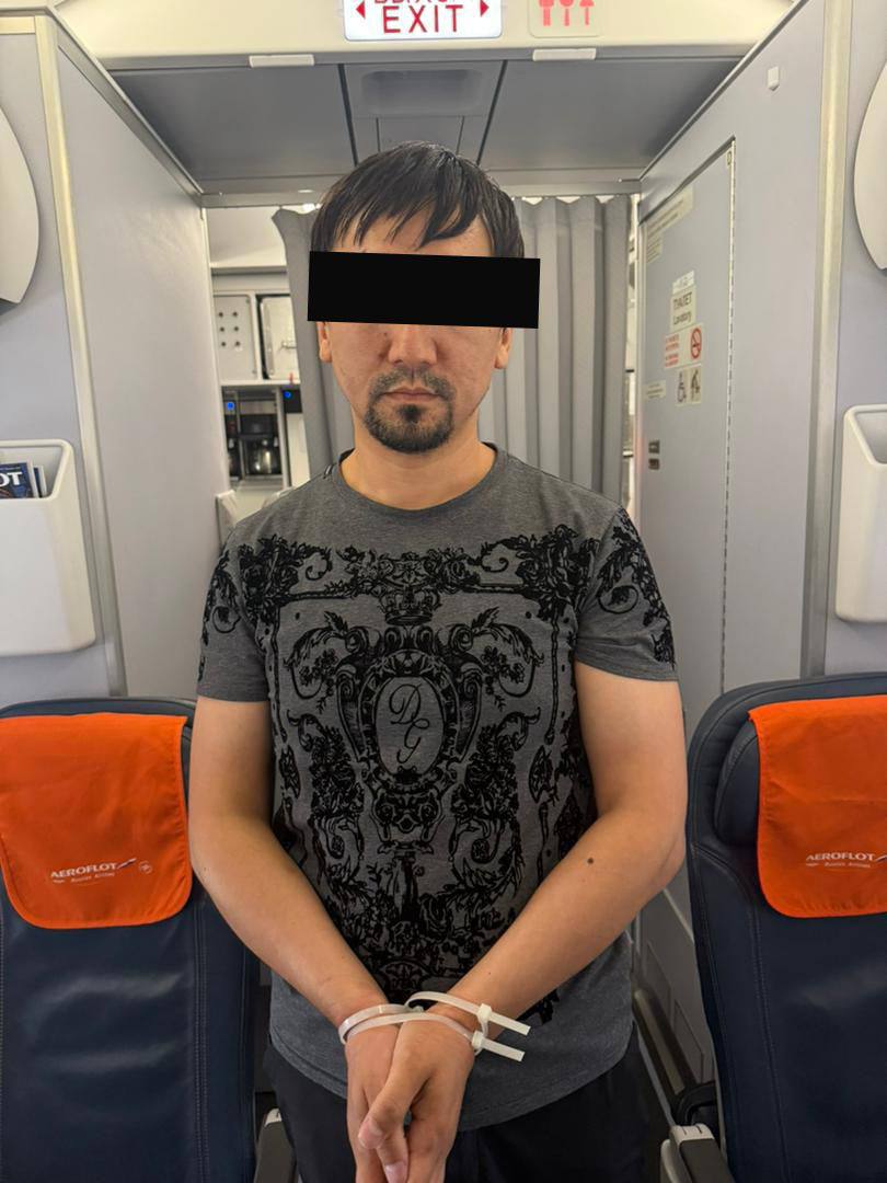 Задержанный М.М.