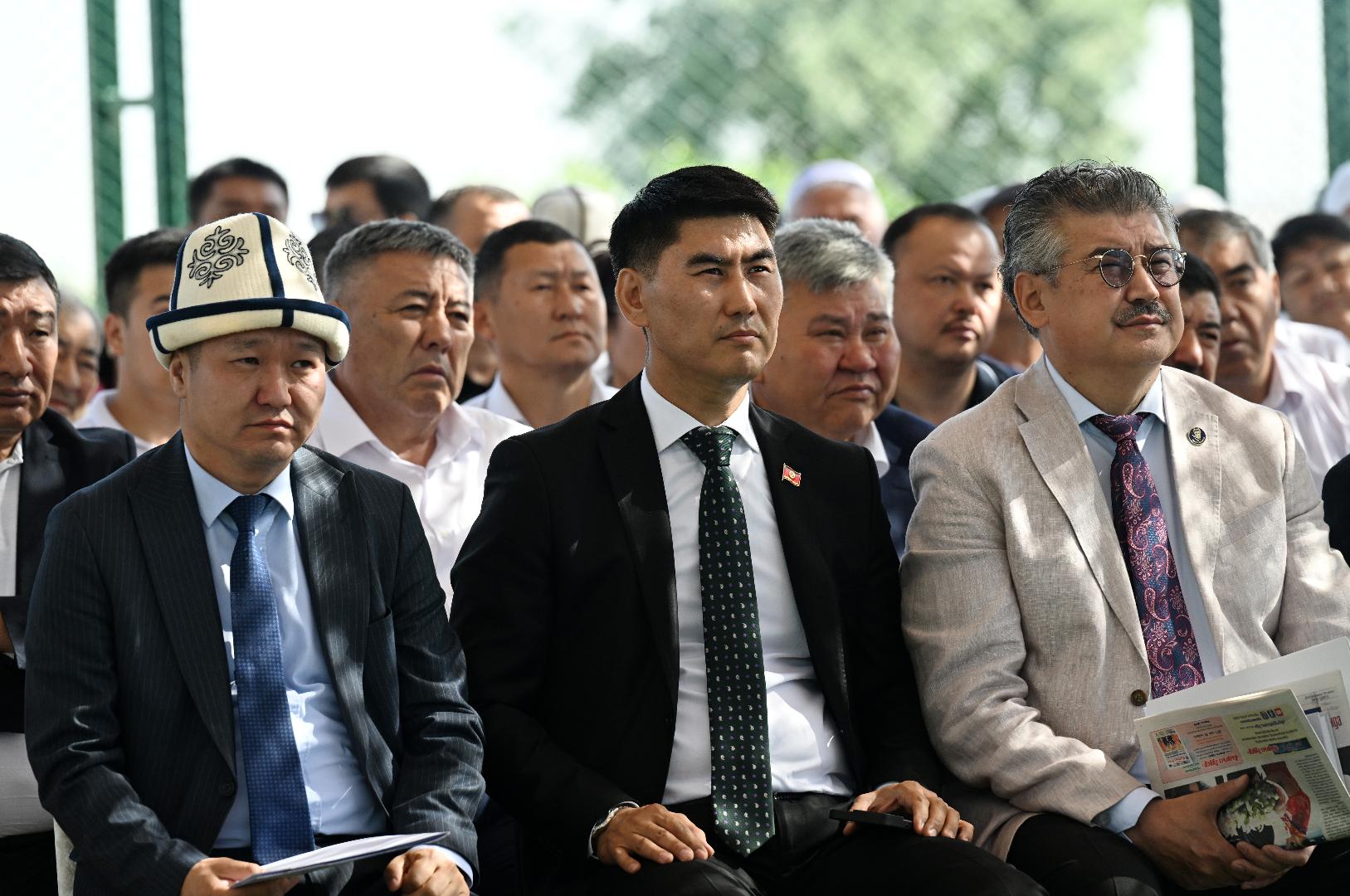 Присвоение селу имени Айдарбекова