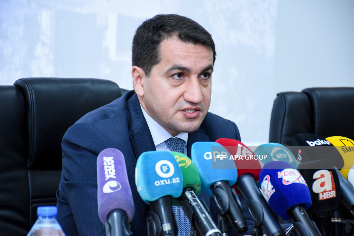 Помощник президента Азербайджана Хикмет Гаджиев