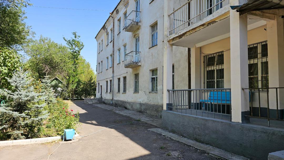 Здание колледжа в Кара-Балте