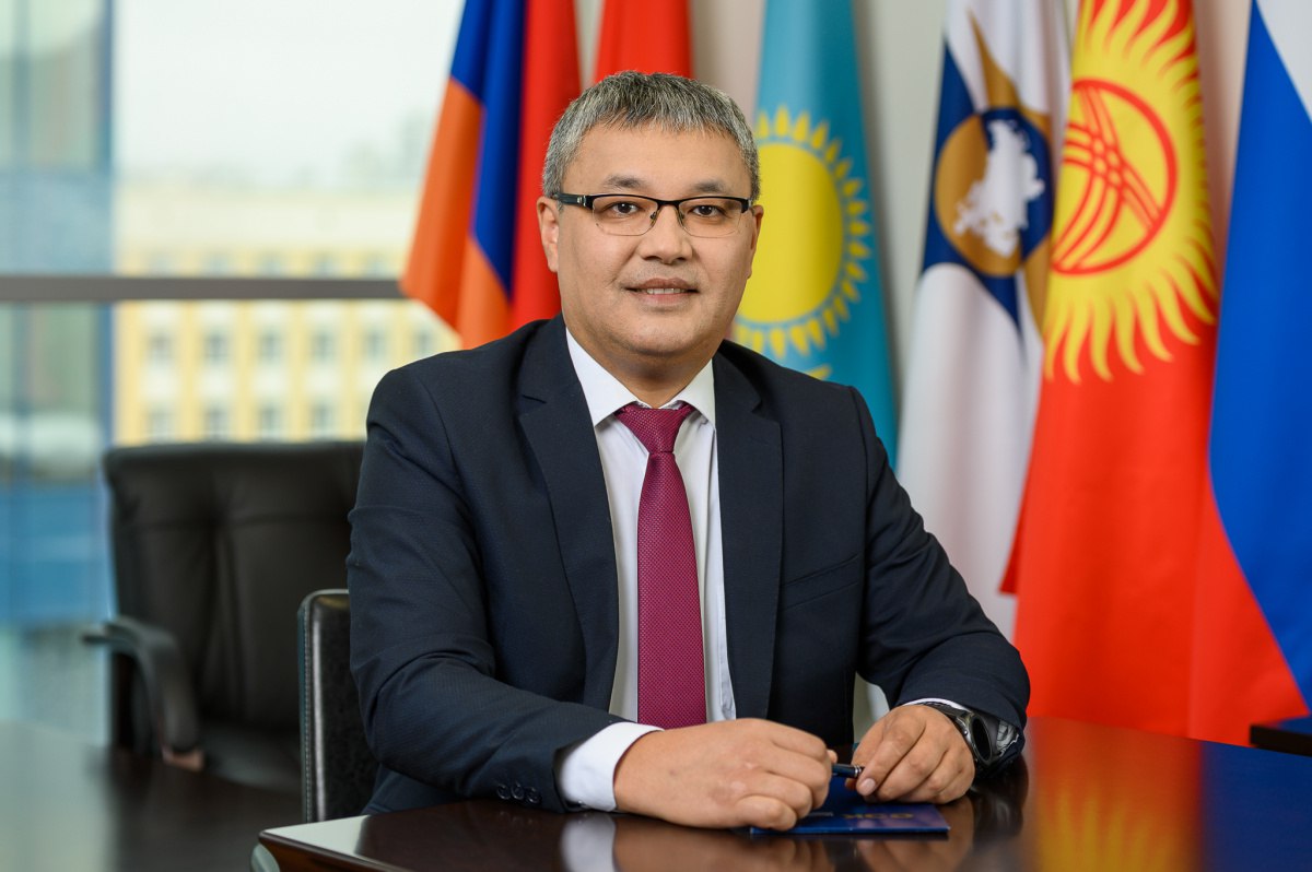 Данияр Иманалиев назначен министром по интеграции и макроэкономике ЕЭК
