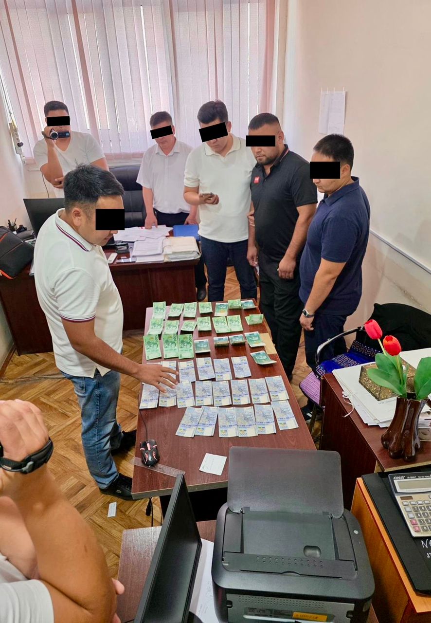 В Араванском районе задержан житель за дачу взятки сотруднику «Кадастра»