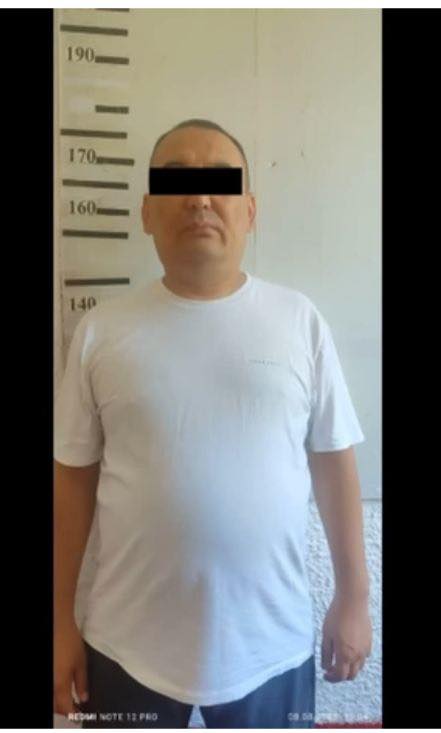 В Оше задержаны судья и сотрудник прокуратуры по делу о вымогательстве взятки