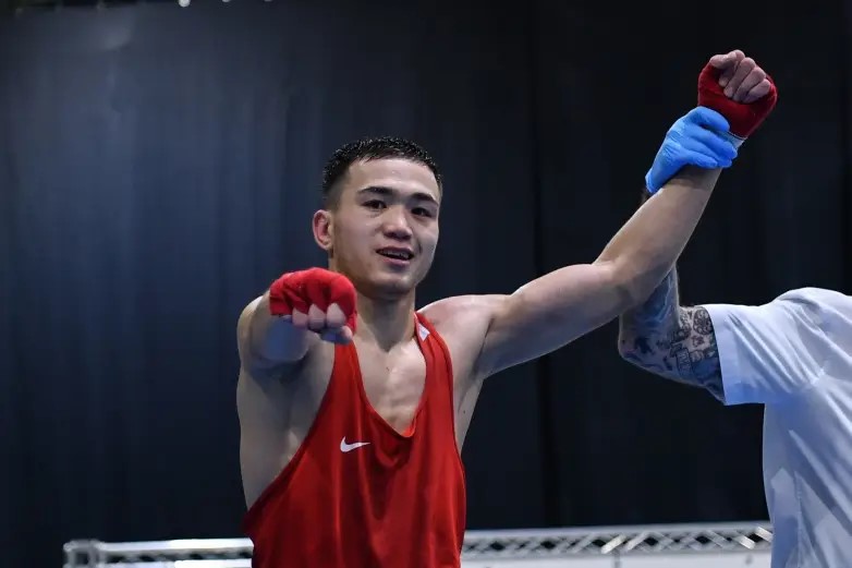 Кыргызстанец Ихтияр Нишонов стартовал на чемпионате мира по боксу с победы