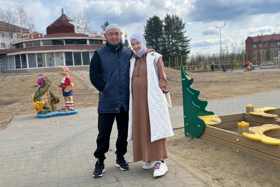 Мадина Закирова с мужем Элдияром