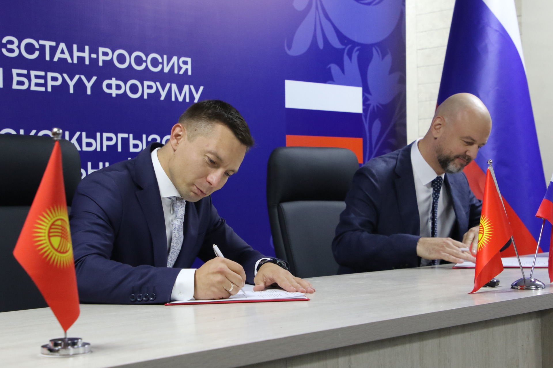 По итогам подписан ряд соглашений между университетами
