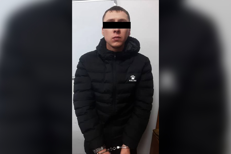 В Аламединском районе поймали воров, охотившихся за деньгами и ювелиркой