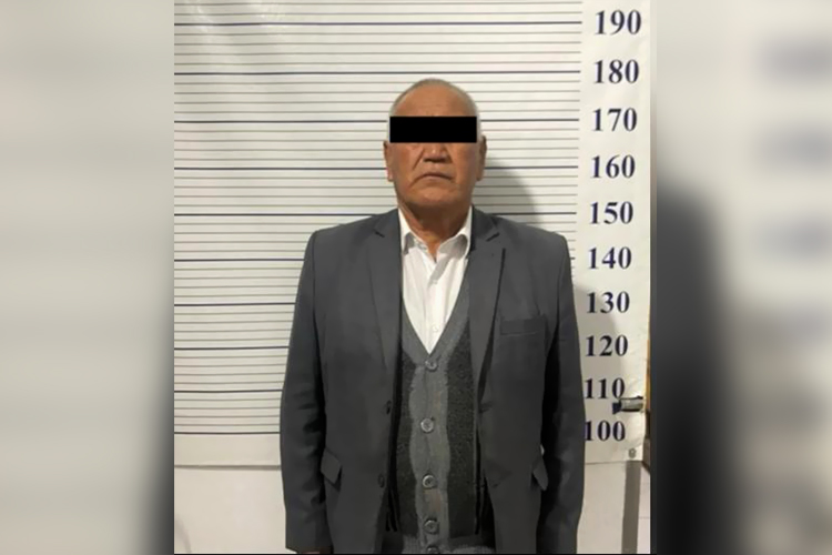 В Майлуу-Суу у бывшего милиционера нашли арсенал оружия и тысячу патронов