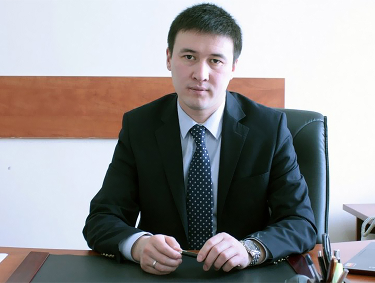 Айбек Калиев