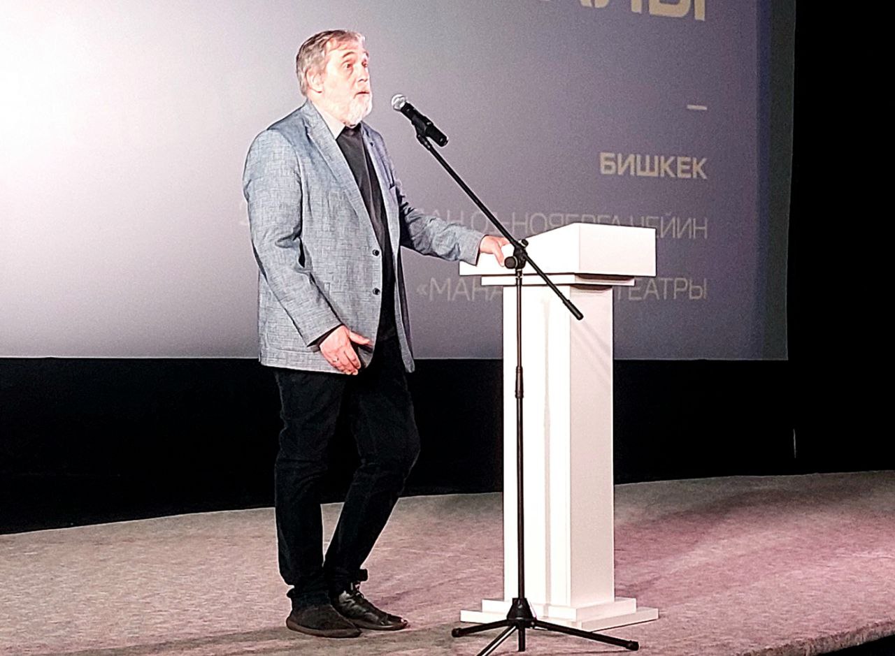 Режиссер Никита Высоцкий