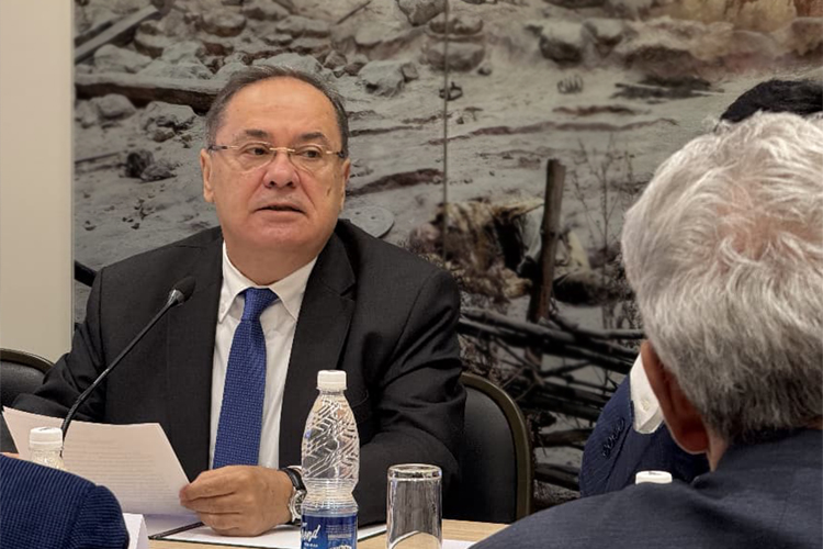 Посол Венгрии в КР