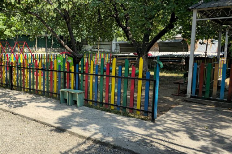Некогда заброшенное здание после ремонта стало детским садом и домом для детей