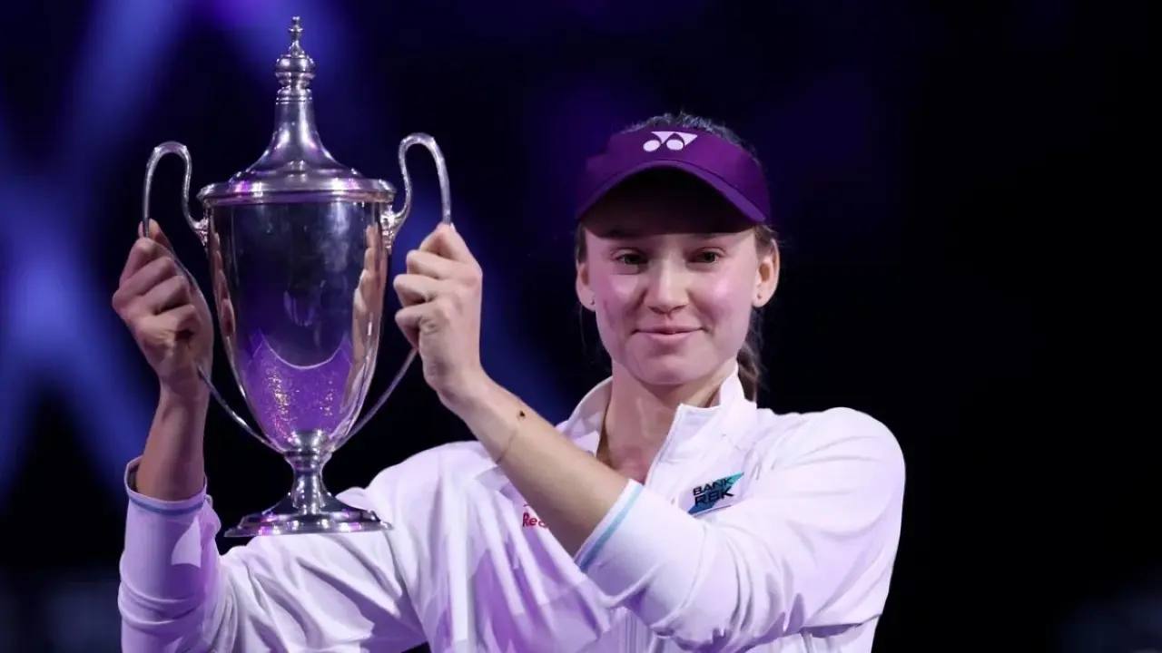 Теннисистка из Казахстана Елена Рыбакина впервые выиграла финал турнира WTA