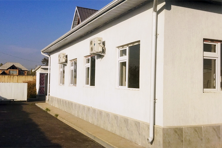 В Баткене оштрафовали стройкомпанию за незаконное строительство ФАП