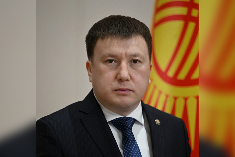 Азамат Апсатаров