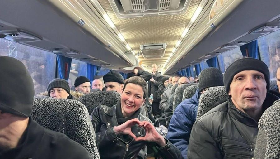 Первое после освобождения фото Марии Колесниковой