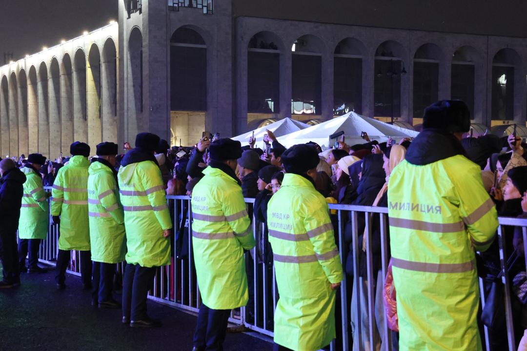 В столице более 10 тысяч человек посетили церемонию зажжения главной елки