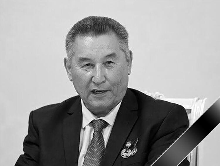 На 69-м году ушел из жизни один из авторов Государственного флага Кыргызской Республики, народный художник КР Жусуп Матаев