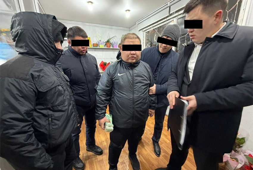 Задержанный подозревается в вымогательстве 1 миллиона сомов