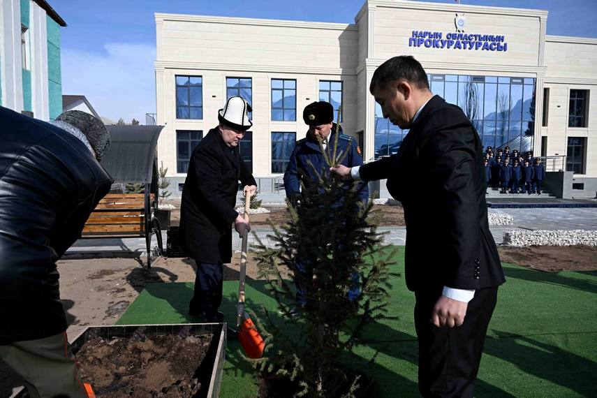 Открытие зданий районной и областной прокуратур в Нарыне