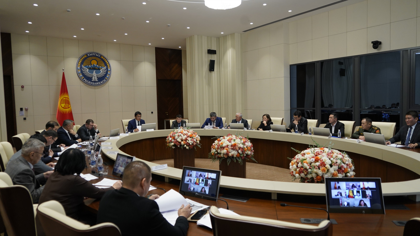 Комиссия при кабмине поддержала 44 предложения по увековечиванию памяти
