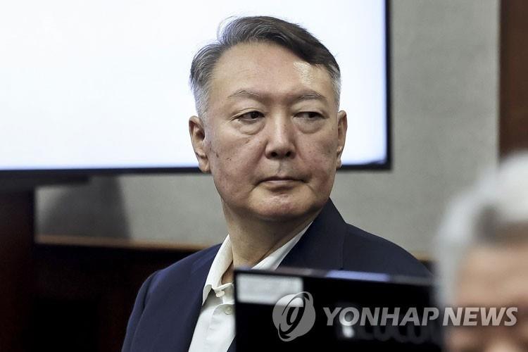 Суд приговорил экс-президента Южной Кореи Юн Сок Еля к пожизненному заключению