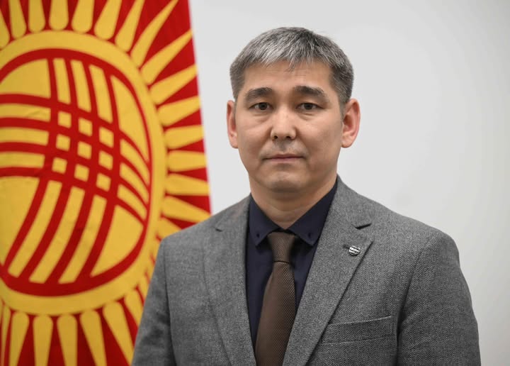 Дамирбек Осмонов