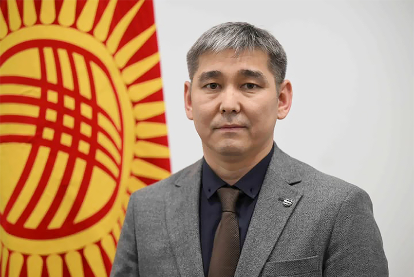 Дамирбек Осмонов