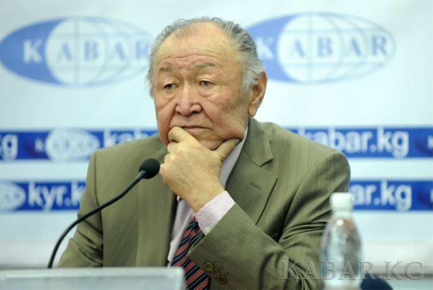 Казат Акматов