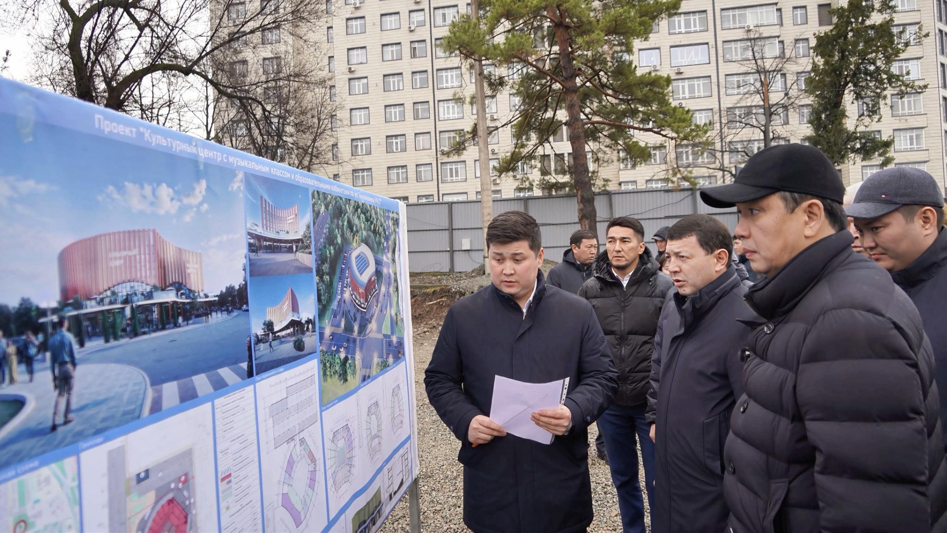 В Бишкеке заложили капсулу под новый многофункциональный культурный центр
