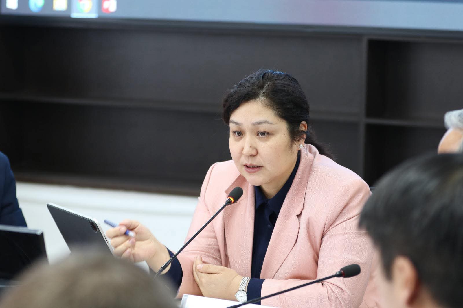 Глава ведомства Гульзат Исаматова