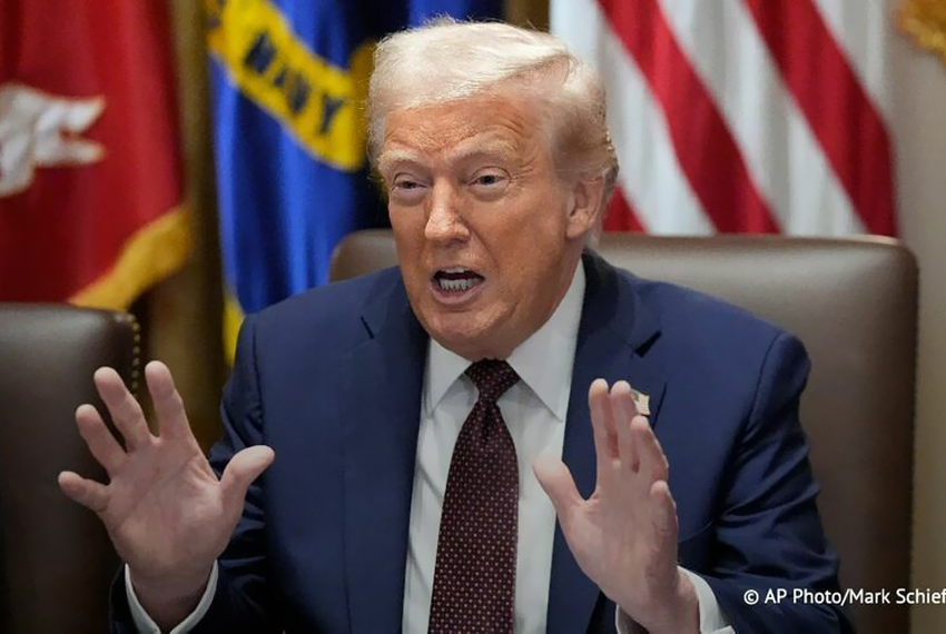 Дональд Трамп заявил, что Иран предложил ему стать аятоллой