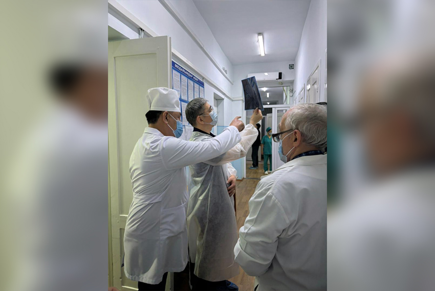 Пострадавшая девочка подключена к ИВЛ