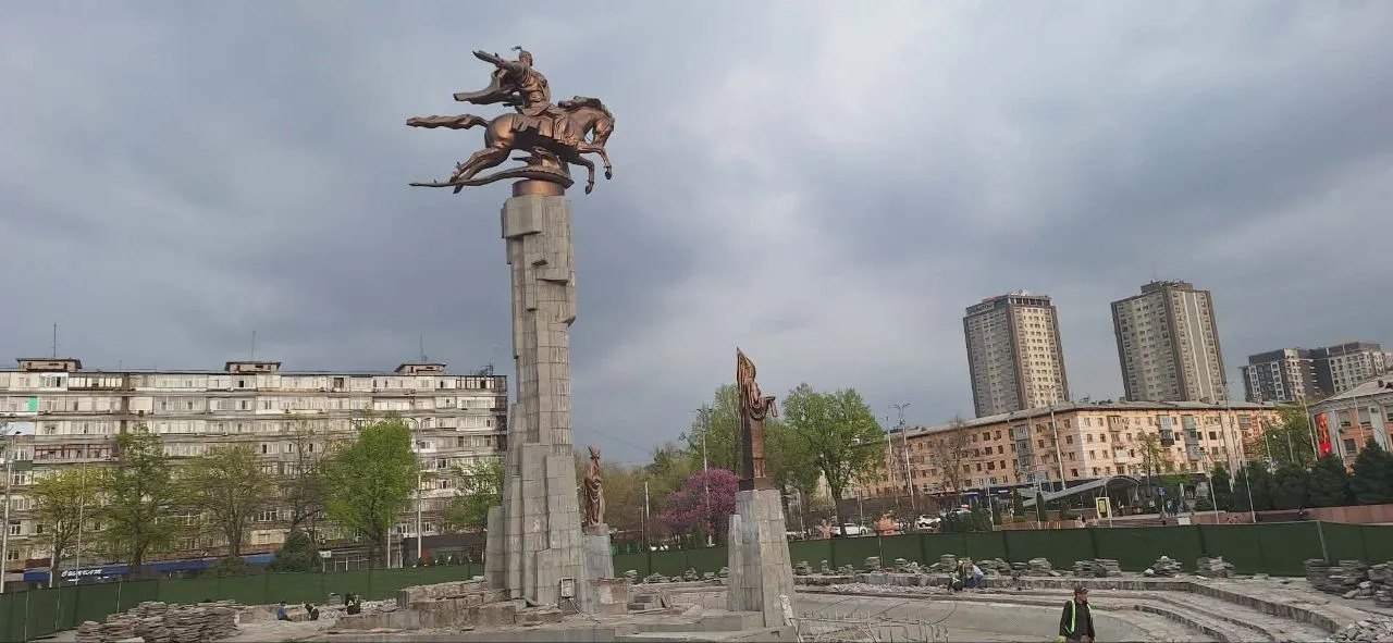 Фонтанный комплекс у филармонии