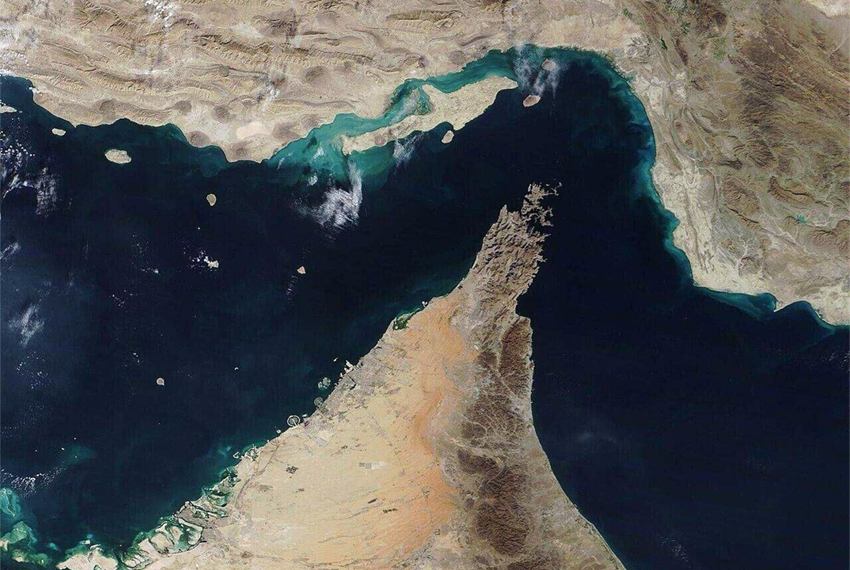 Ормузский пролив во вторник пересекло рекордное количество судов за время конфликта