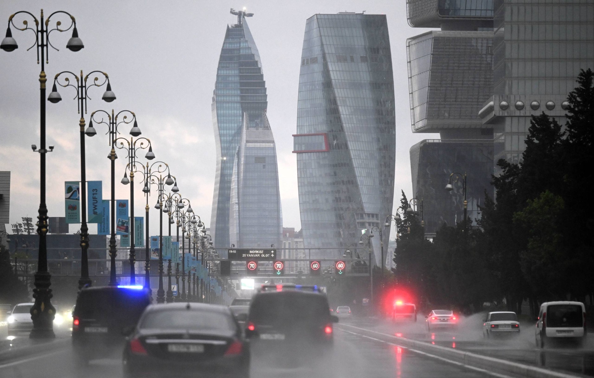 Садыр Жапаров прибыл с рабочим визитом в Азербайджан