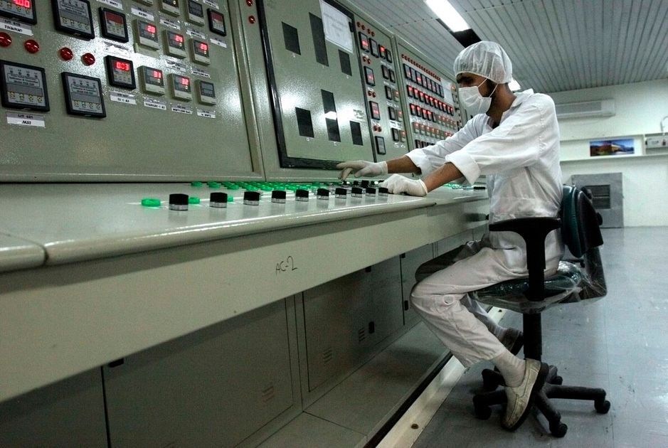 Тегеран на определенных условиях согласен передать обогащенный уран России вместо США