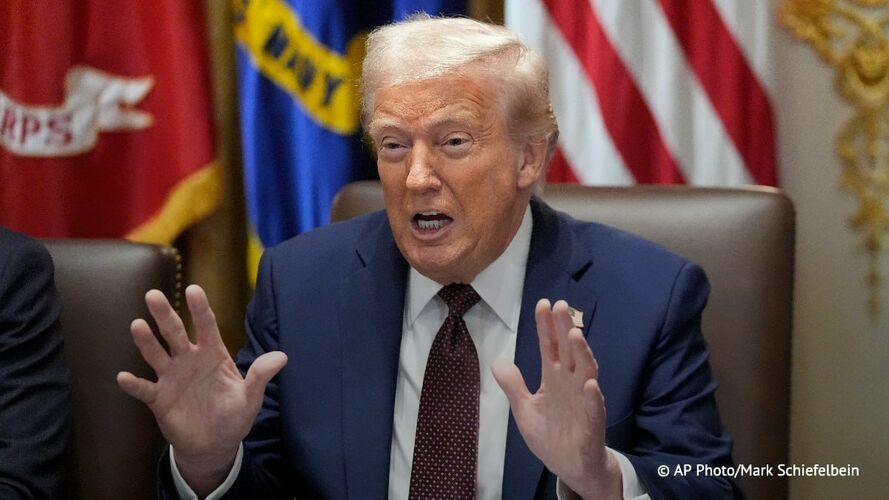 Дональд Трамп отложил удары по Ирану по просьбе Саудовской Аравии, Катара и ОАЭ