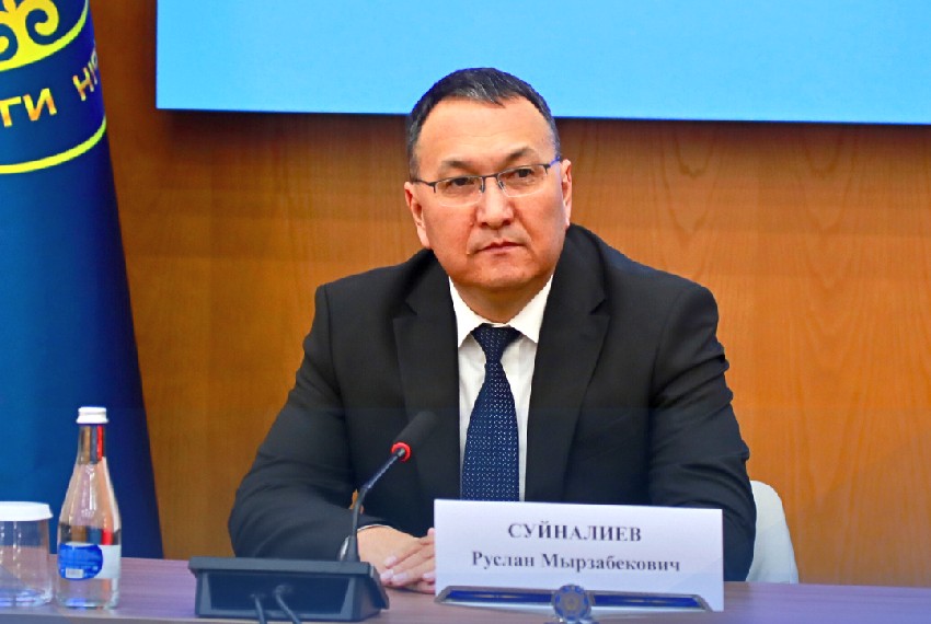 Глава ведомства Руслан Суйналиев