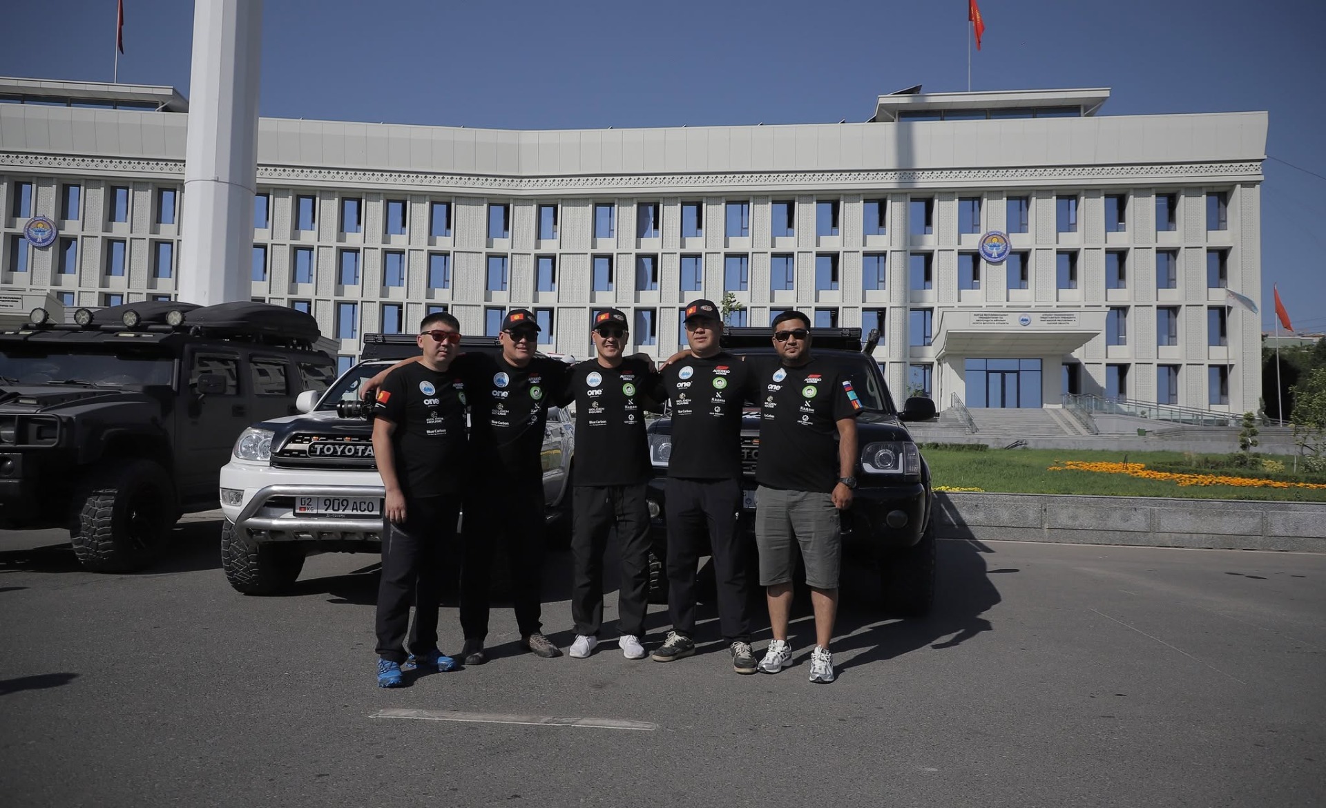 Из Оша в Алтай стартовала международная автоэкспедиция «Көч жолу»