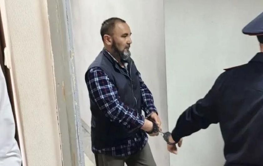 Ленинский районный суд Екатеринбурга отправил в СИЗО водителя автобуса — 48-летнего гражданина Кыргызстана Икромжона Хамраева