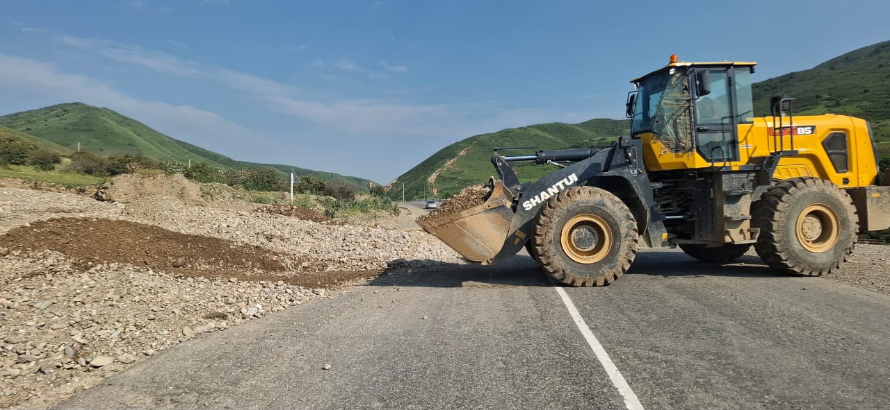 Движение на автородорге Ош — Сары-Таш — Иркештам полностью восстановили