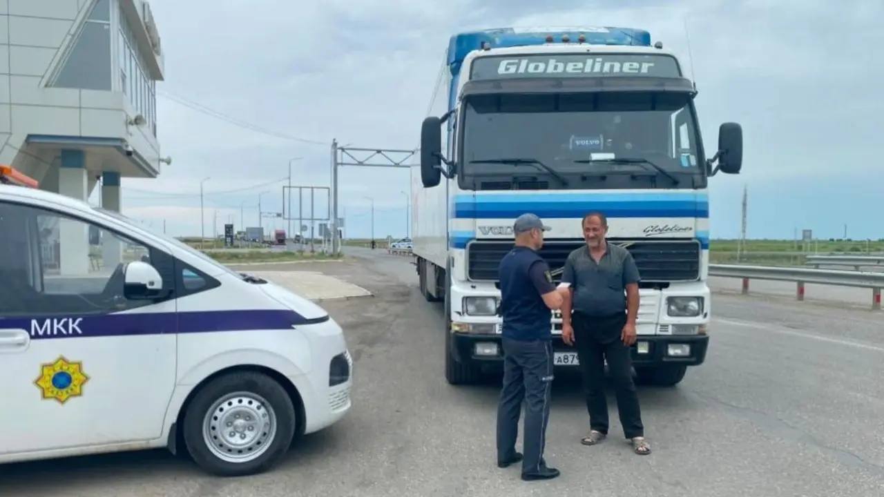 Из Казахстана пытались незаконно вывезти более 16 тысяч литров топлива