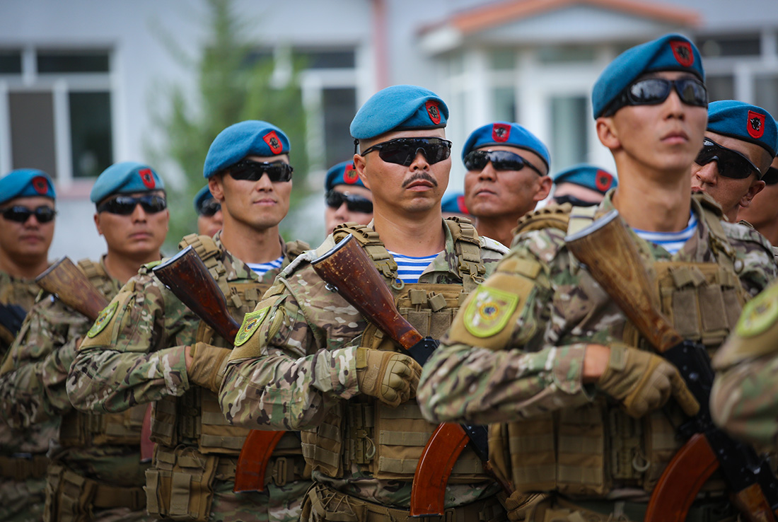 Национальная гвардия Кыргызстана отмечает 34-ю годовщину со дня образования