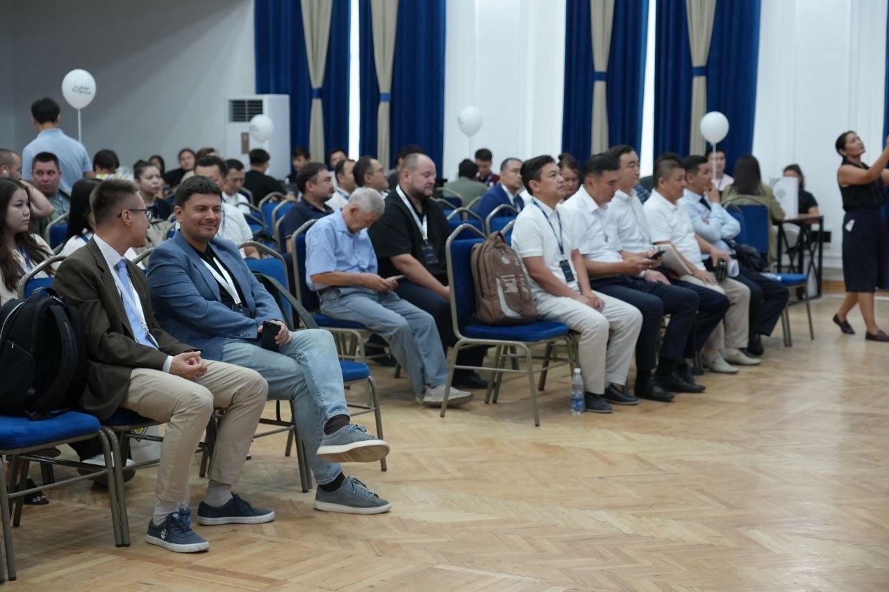 В мероприятии приняли участие представители государственных органов, финансового сектора и эксперты в области информационной безопасности